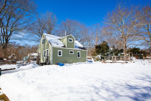 128 Tremont St, Mansfield, MA 02048