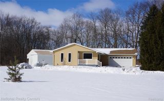 1495 Briggsville Road, Fowlerville Village, MI 48836