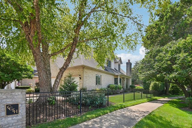 1491 Cress Creek Court, Naperville, IL 60563