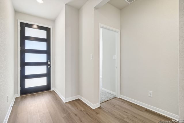 806 Shatterhand Blvd, San Antonio, TX 78260