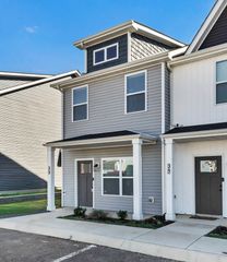 314 Front Ridge Circle, Clarksville, TN 37040