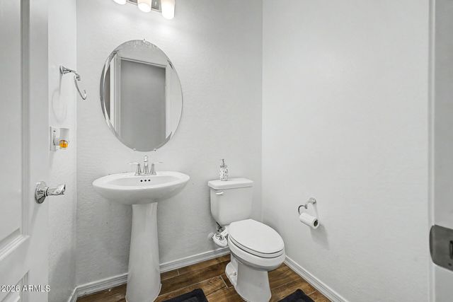 8730 W VISTA Avenue, Glendale, AZ 85305