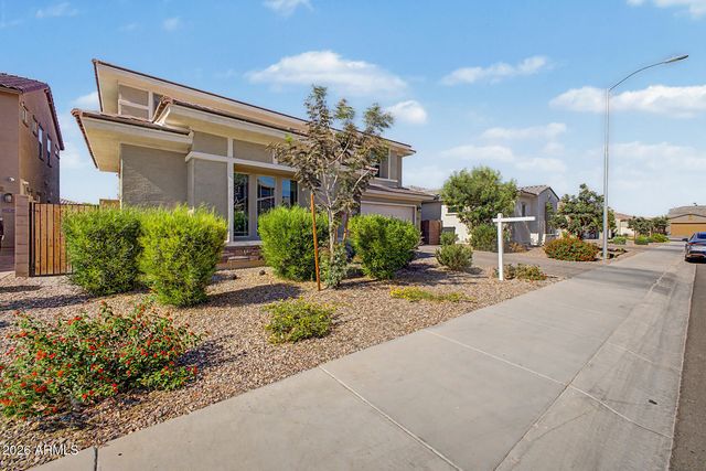 8730 W VISTA Avenue, Glendale, AZ 85305
