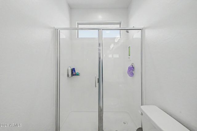 8730 W VISTA Avenue, Glendale, AZ 85305