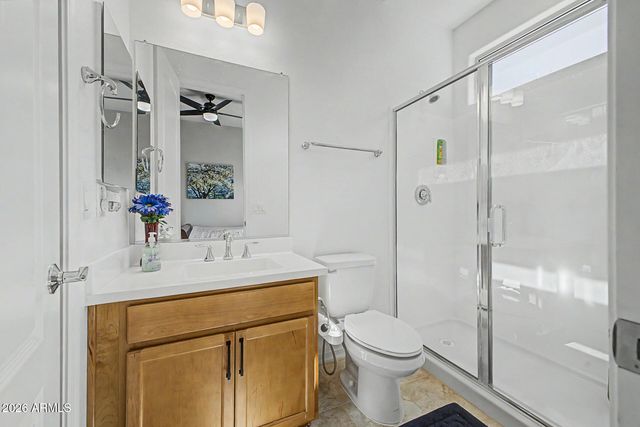 8730 W VISTA Avenue, Glendale, AZ 85305