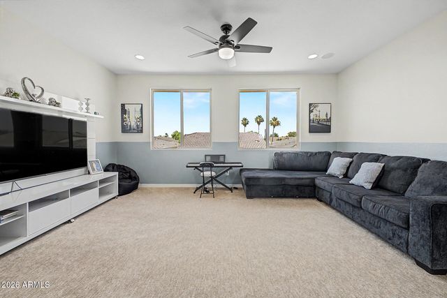 8730 W VISTA Avenue, Glendale, AZ 85305