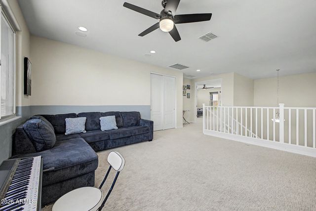 8730 W VISTA Avenue, Glendale, AZ 85305