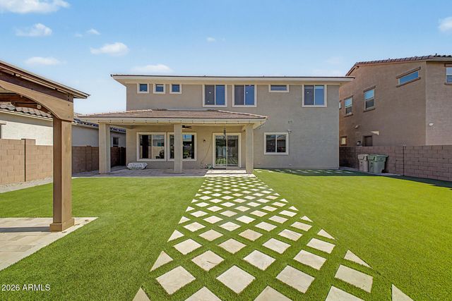 8730 W VISTA Avenue, Glendale, AZ 85305