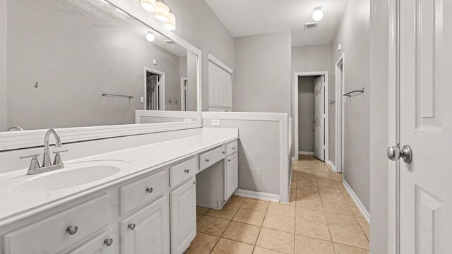 8410 Piping Rock, Baytown, TX 77523