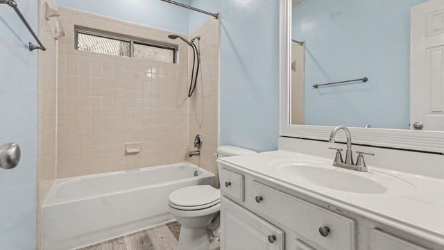 8410 Piping Rock, Baytown, TX 77523