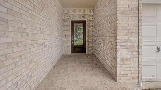 8410 Piping Rock, Baytown, TX 77523