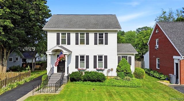 37 Anderson Place, Hamburg, NY 14075
