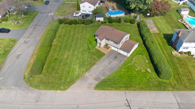 115 Clover Rd., Ludlow, MA 01056