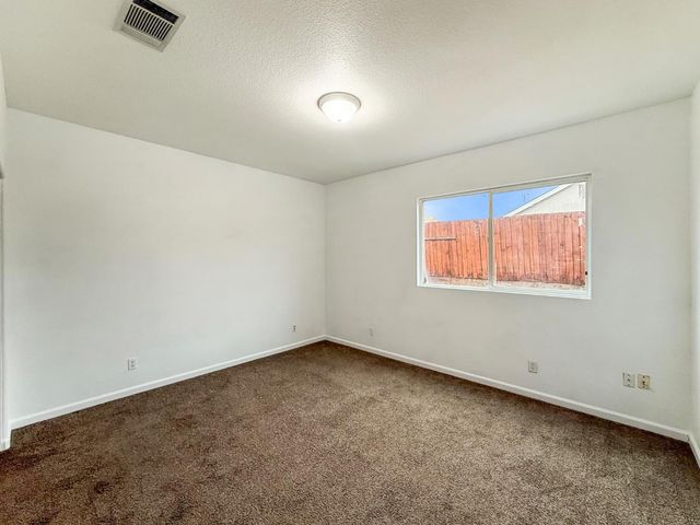 2196 Roberta Ave, Marysville, CA 95901