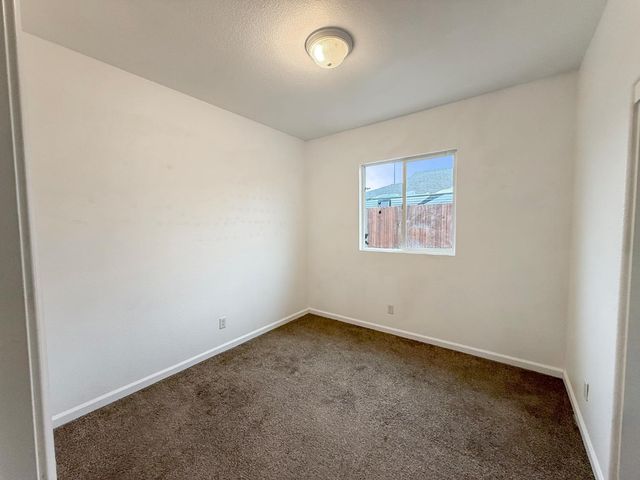 2196 Roberta Ave, Marysville, CA 95901