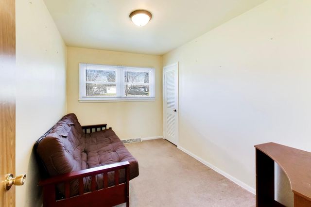 2N135 Bloomingdale Road, Glen Ellyn, IL 60139