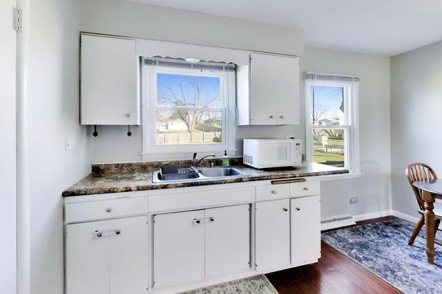 2N135 Bloomingdale Road, Glen Ellyn, IL 60139