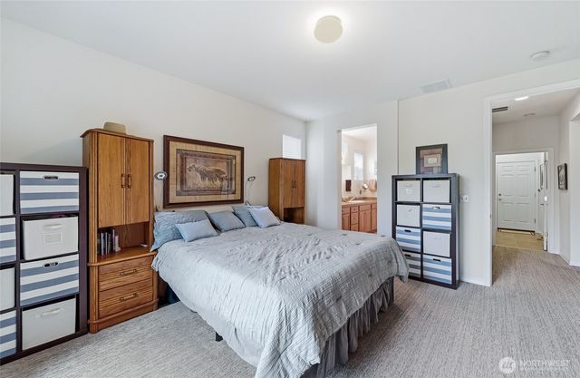23041 NE 127th Way, Redmond, WA 98053