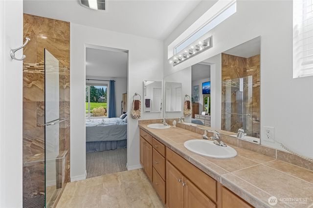 23041 NE 127th Way, Redmond, WA 98053