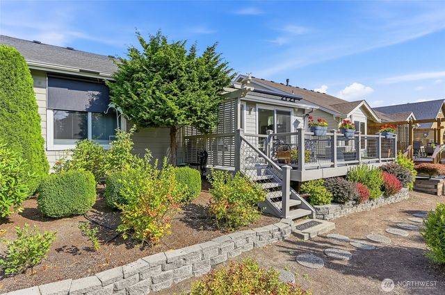 23041 NE 127th Way, Redmond, WA 98053