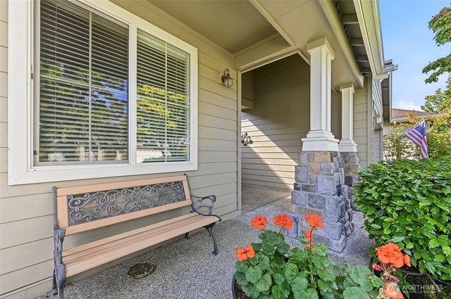 23041 NE 127th Way, Redmond, WA 98053