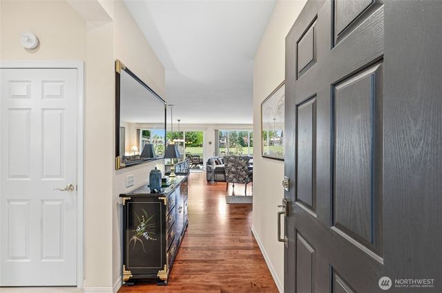23041 NE 127th Way, Redmond, WA 98053