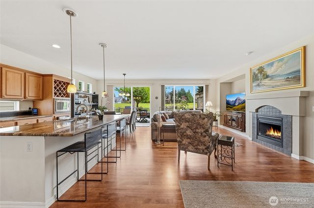 23041 NE 127th Way, Redmond, WA 98053