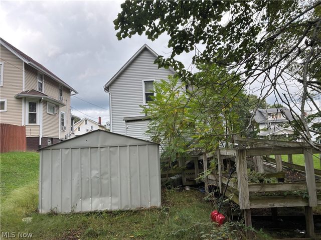 1608 Glendale Place NE, Canton, OH 44705