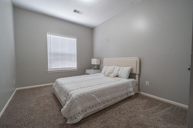 3143 W Hampton Drive, Houston, TX 77082