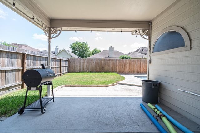3143 W Hampton Drive, Houston, TX 77082