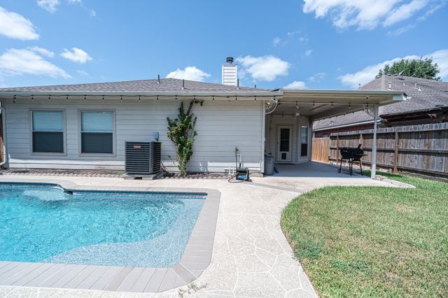 3143 W Hampton Drive, Houston, TX 77082