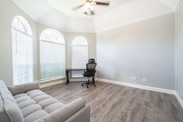 3143 W Hampton Drive, Houston, TX 77082