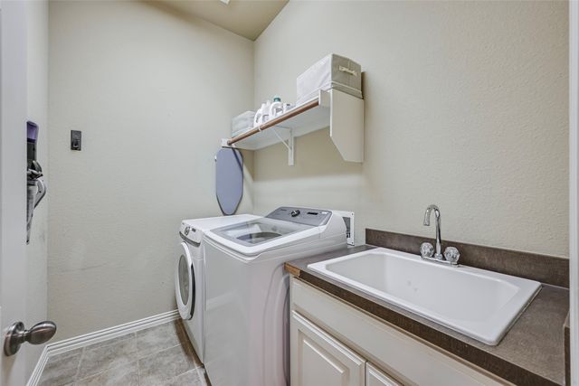 2659 Bridgewater Drive, Grand Prairie, TX 75054