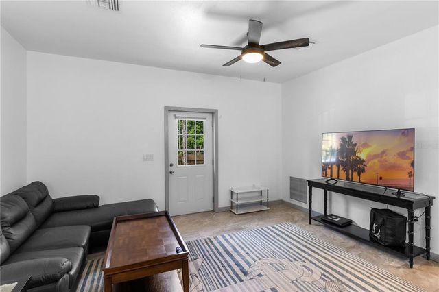 1611 CREEKWOOD RUN, Lakeland, FL 33809