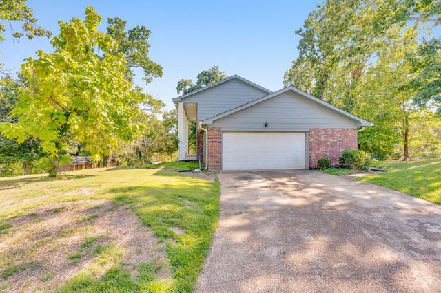 5661 Grayshore Lane, Hixson, TN 37343