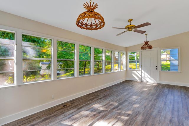 5661 Grayshore Lane, Hixson, TN 37343