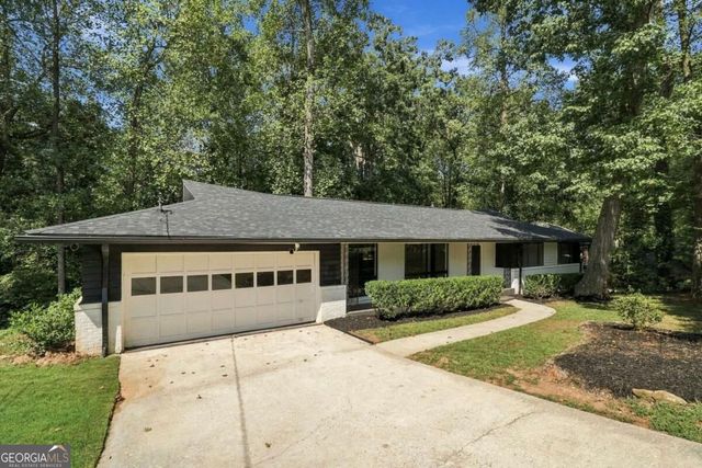 2636 Whiteleigh Court NE, Atlanta, GA 30345