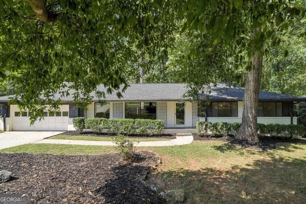 2636 Whiteleigh Court NE, Atlanta, GA 30345