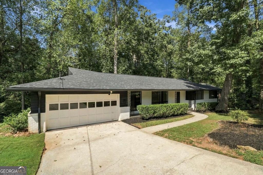 2636 Whiteleigh Court NE, Atlanta, GA 30345 — photo 2