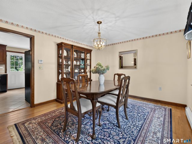 11 Kitteridge Hill Road, Old Saybrook, CT 06475