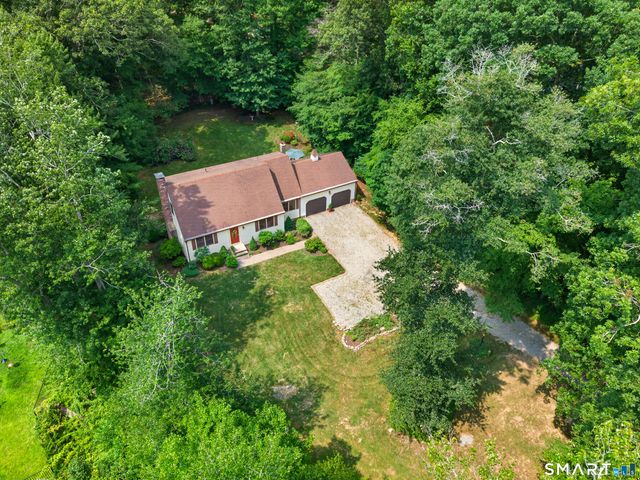 11 Kitteridge Hill Road, Old Saybrook, CT 06475