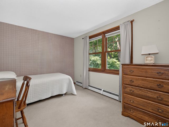 11 Kitteridge Hill Road, Old Saybrook, CT 06475