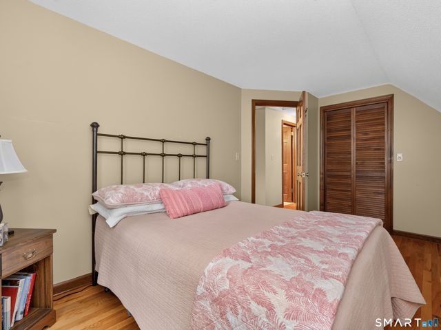 11 Kitteridge Hill Road, Old Saybrook, CT 06475