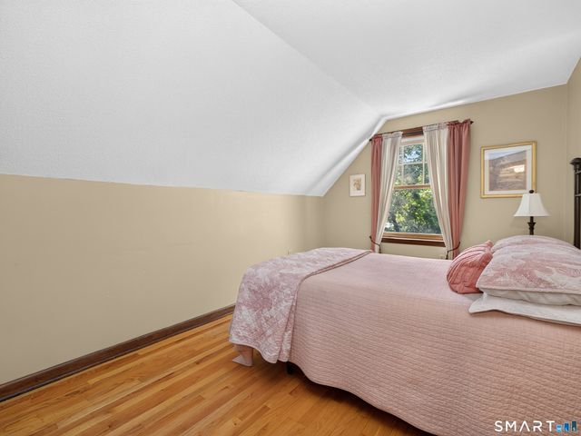 11 Kitteridge Hill Road, Old Saybrook, CT 06475