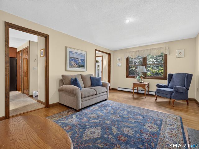 11 Kitteridge Hill Road, Old Saybrook, CT 06475