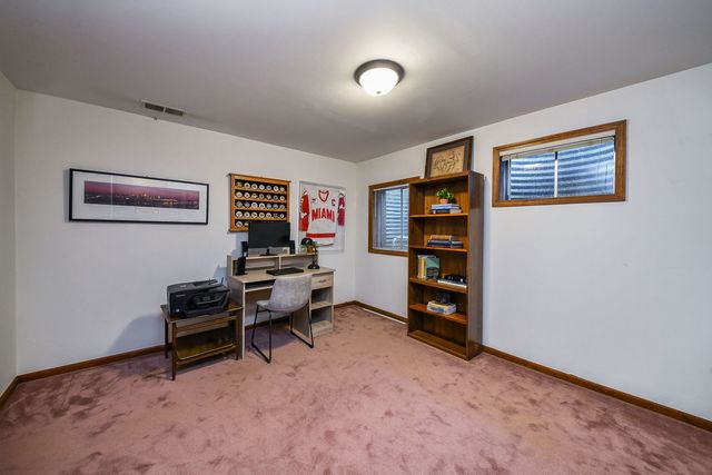 934 Lewis Place, Geneva, IL 60134