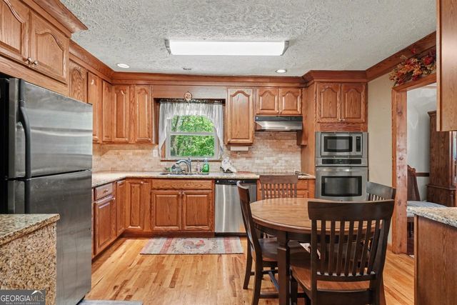 2429 Woodhill Lane, Atlanta, GA 30344