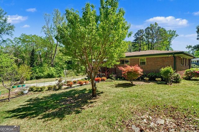 2429 Woodhill Lane, Atlanta, GA 30344
