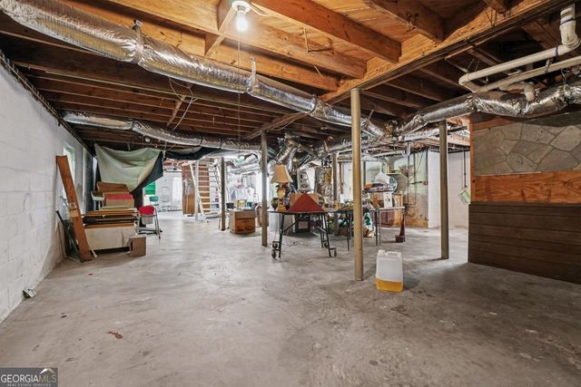 2429 Woodhill Lane, Atlanta, GA 30344