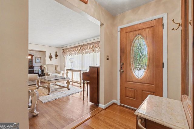 2429 Woodhill Lane, Atlanta, GA 30344